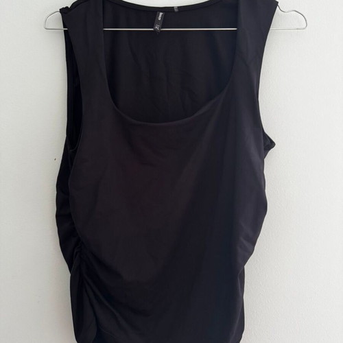 Black blouse with nice neckline, size XL XXL