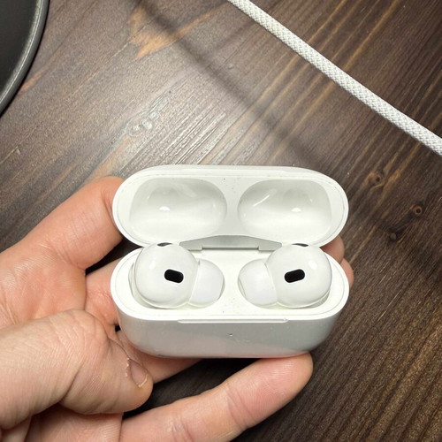 AirPods Pro (2nd generation) used, in very good condition