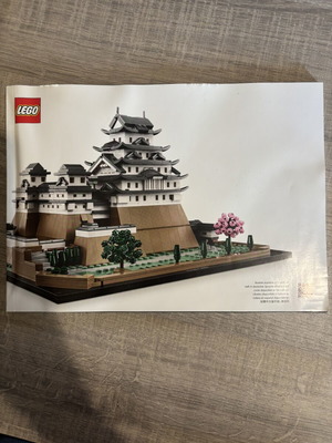 Lego set instruction books