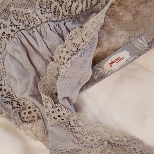 Triumph nightdress M gray blue like new with lace short