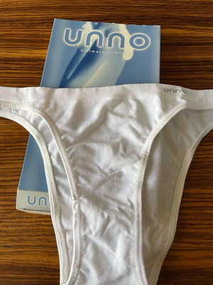 Unno Brazilian new in white or black