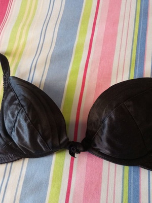 Wonderbra Vintage 90s Original Push-Up σουτιέν σαν καινούργιο, μαύρο σατινέ