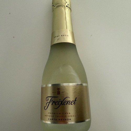 Freixenet Carta Nevada sparkling wine semi dry 200ml new