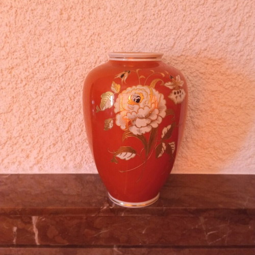 Hand-painted vase used, large porcelain or ceramic