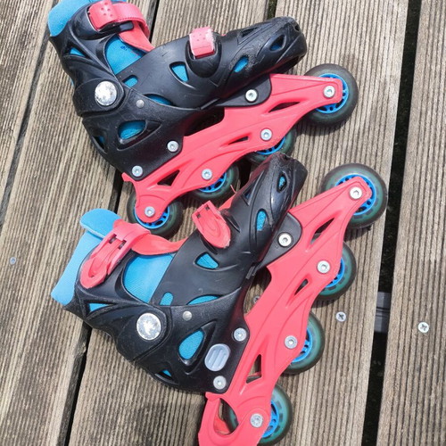 Roller skates children used size 32-35 functional