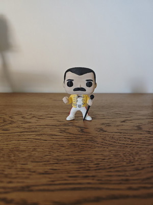 3D Print Pop Figure Freddy Mercury 7 cm hand-painted, like new