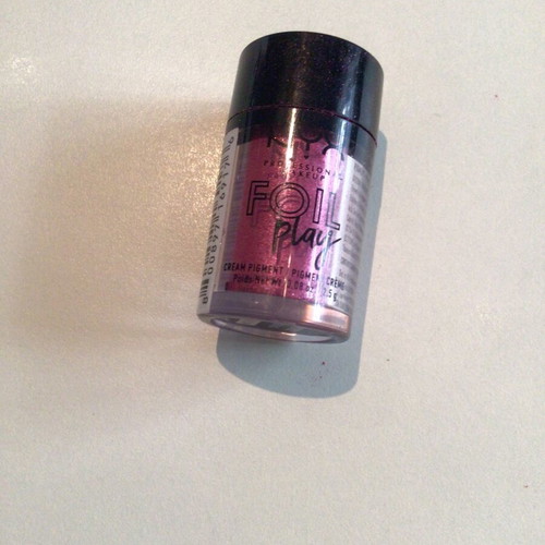 Nyx Foil Play creamy eyeshadow 2.5gr like new, shade Booming