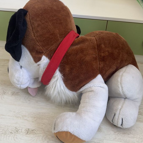Dog plush toy 60cm like new, decorative