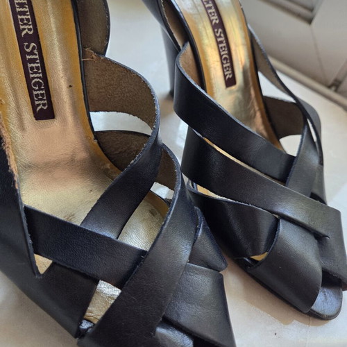 Leather sandals used, size 38.5, blue, with heel