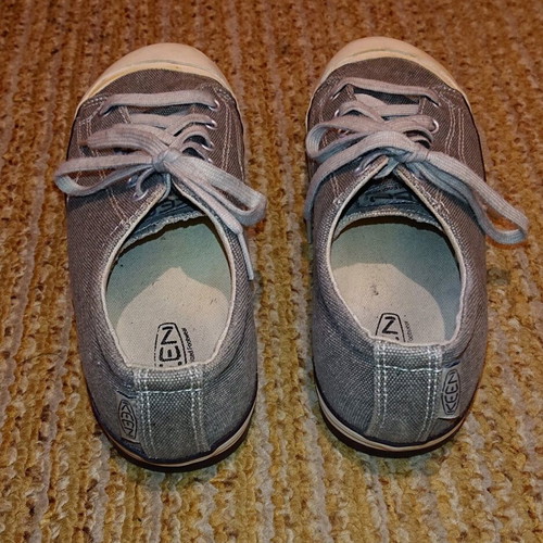 Keen sports sneakers like new, size 39-39.5