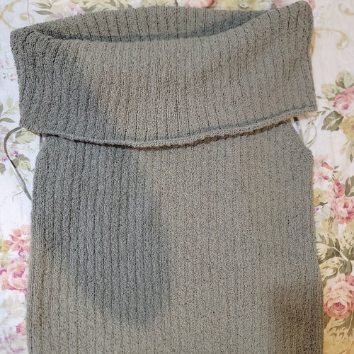 Stradivarius off-shoulder top like new, green, size S