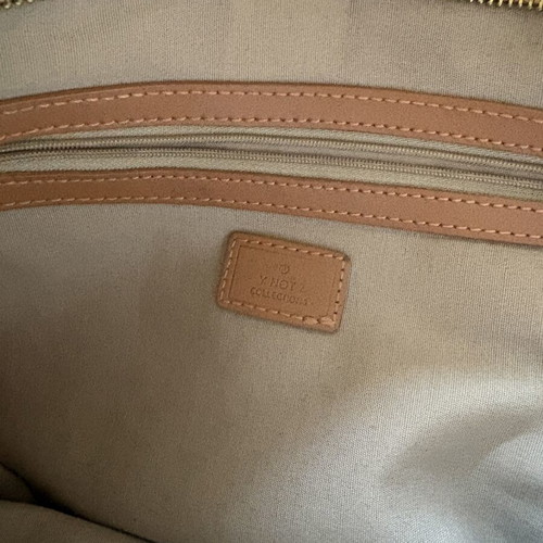 Y Not? Collections shoulder bag with city print, like new, multicolor