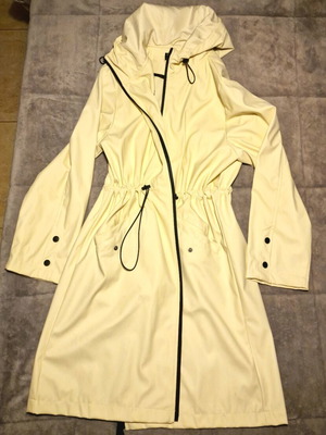 Zara parka used ecru with hood and adjustable waist XS