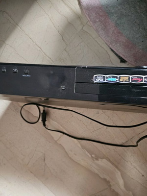 Samsung HT-Z310 home theater system used