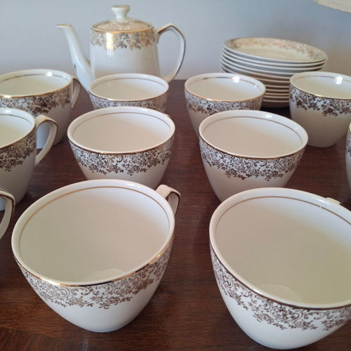 Vintage Alfred Meakin Glo-White Ironstone Serving Set 77 pcs like new