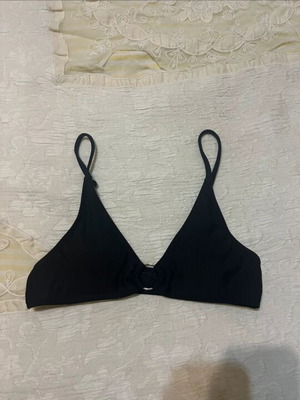 Shein black bikini top with adjustable straps and padding