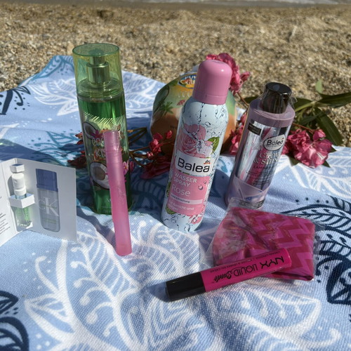 Summer Bag with Balea Hair Mask, Body Mist and Gifts, New