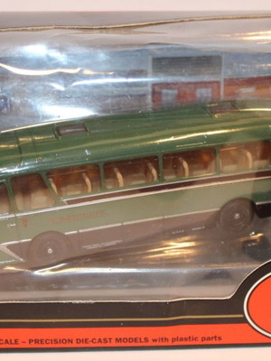 EFE Grenadier Coach Premier Travel мащаб 1:76 нов