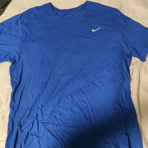 Nike blue t-shirt large like new