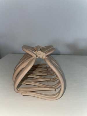 Hair clip like new