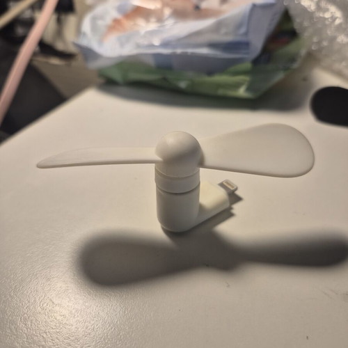 Mini Lightning Fan for iPhone and iPad new