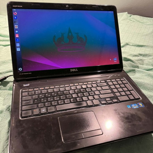Dell Inspiron 17R N7110 laptop used with SSD 256GB and 8GB RAM