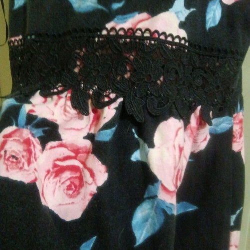 Tally Weijl cotton dress medium, like new, lace detail