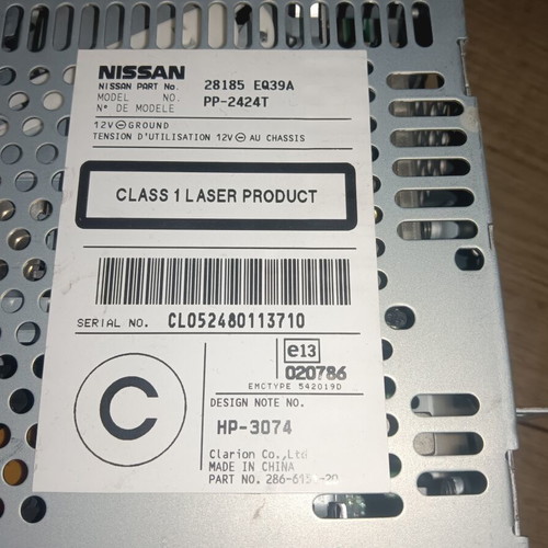 Nissan X-Trail T30 '06 2.0 4X4 radio cassette CD used