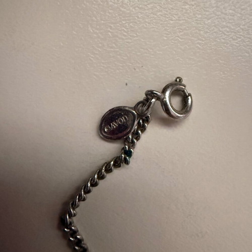 Heart pendant necklace