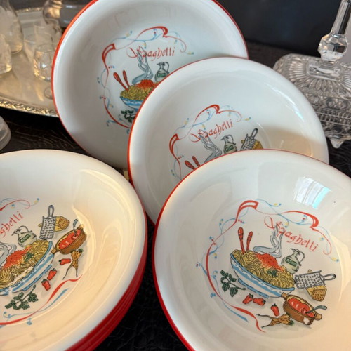 Ceramic pasta serving bowls vintage new