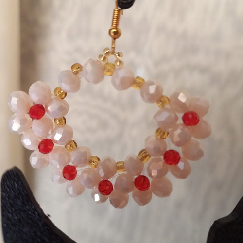 Handmade earrings with champagne flowers and red polyhedral beads