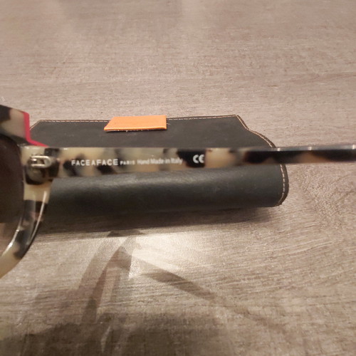 Face A Face Paris tortoise sunglasses like new with pink details