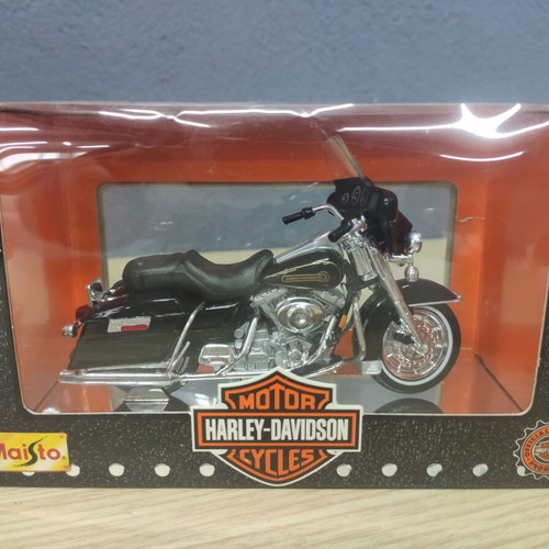 Harley-Davidson DYNA SPORTSTER SPRINGER 1999 motorcycle model 1/18 scale