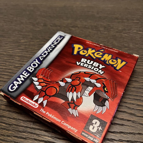 Pokemon Ruby Game Boy Advance like new with box and trainer book