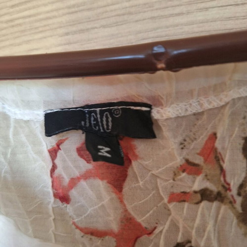 Women's spring shirt like new, white and red, size M