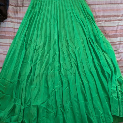 Stradivarius pleated midi skirt green size small new