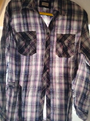 Women's summer shirt like new, multicolor with pockets and belt