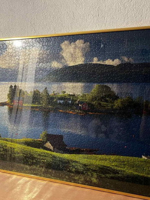 Ravensburger 1500-piece puzzle with frame, Scandinavian landscape