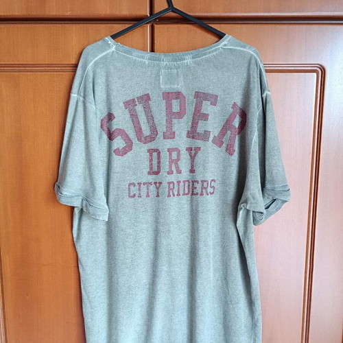 Superdry T-Shirt size Large used
