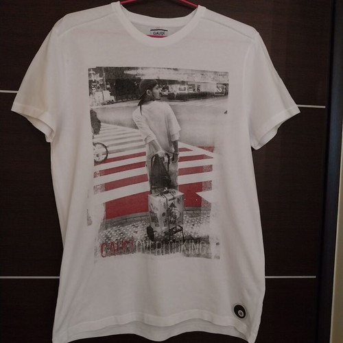Gaudi men's T-shirt XL white like new