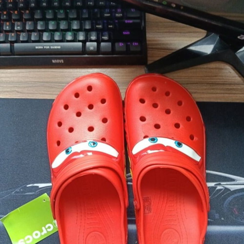 Crocs x Cars Lightning McQueen slippers new, size 46