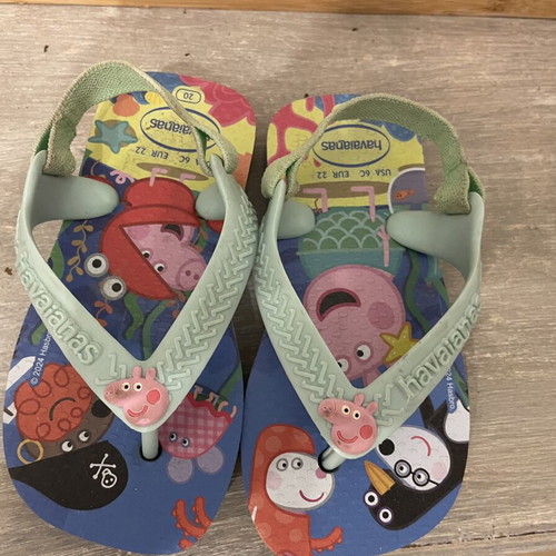 Children's flip-flops like new, size EUR 22 Brazil 20