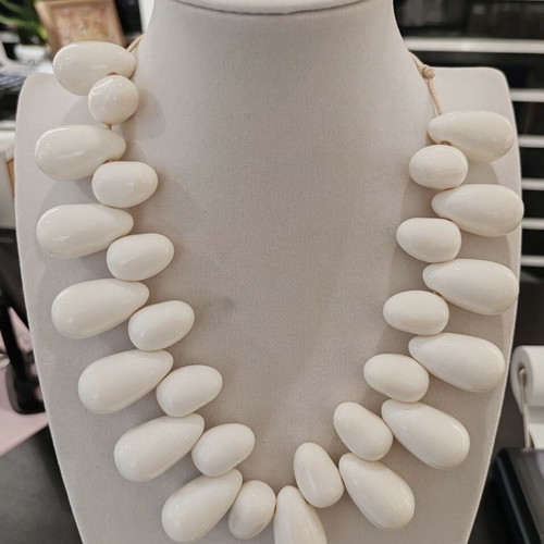 Women's necklace new, white