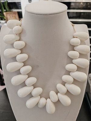 Women's necklace new, white