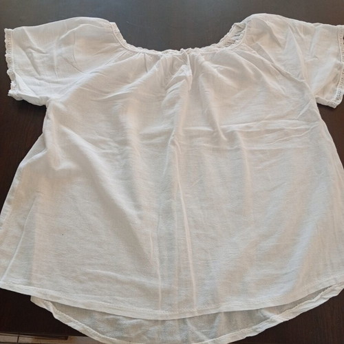 Linen blouse white new collection size Large like new