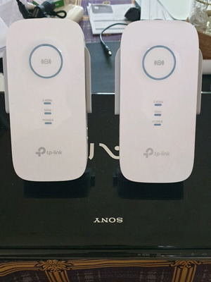 WiFi Repeater TP-Link RE450 Dual Band 2.4/5GHz 1750Mbps like new