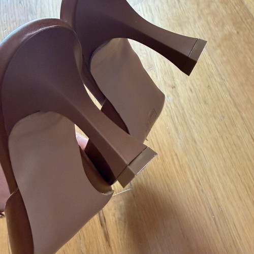 Mules Bozikis size 36 new, brown, kitten heel