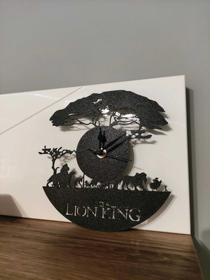 The Lion King wall clock new, analog 20x20 cm