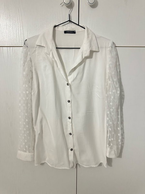 White Armonika shirt like new with transparent polka dot sleeves, size Small
