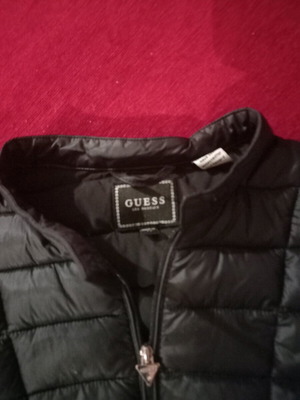 Guess quilted jacket for 10 to 12 years like new, black